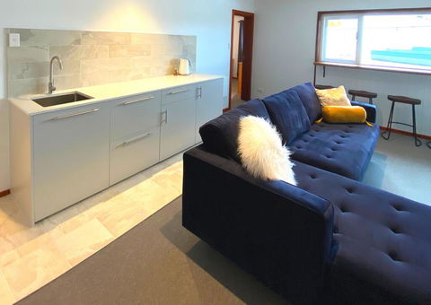 Eiger Chalet - Broome Tourism 2