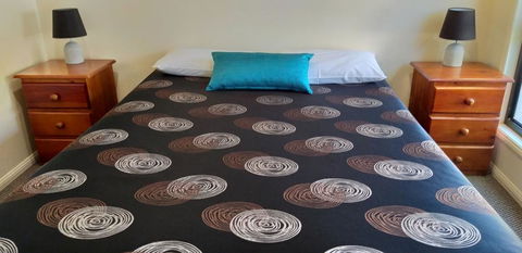 Emerald Motel Apartments - Broome Tourism 3