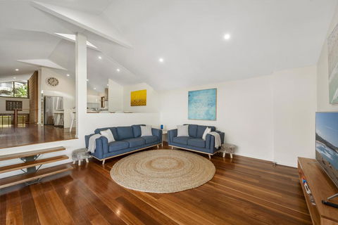 Emerald Seas Beach House - Broome Tourism 1