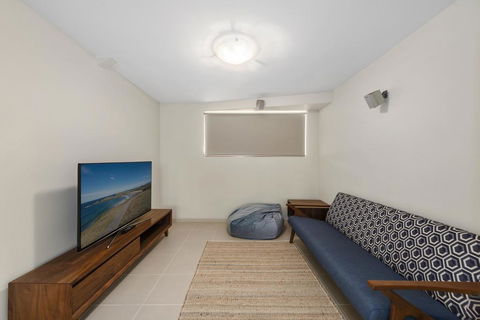 Emerald Seas Beach House - Broome Tourism 2