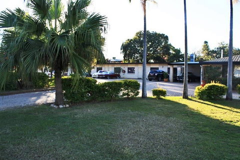 Emerald Tower Motor Inn - Broome Tourism 1