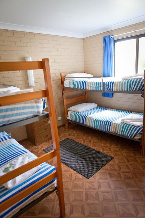 Emu Beach Chalets - Broome Tourism 3