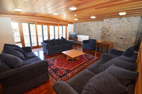 Eremo Lodge 1 - Broome Tourism 1