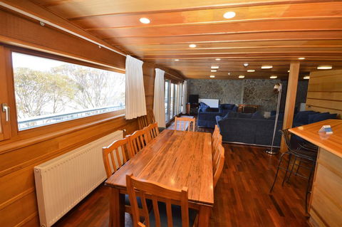 Eremo Lodge 1 - Broome Tourism 3