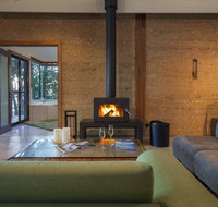 Eumarella Shores Noosa Lake Retreat - Broome Tourism