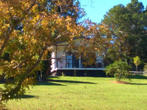 Eumundi Cottages - Cottage 1 - Broome Tourism 1