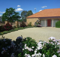 Fairways Bed  Breakfast at Jerilderie - Broome Tourism