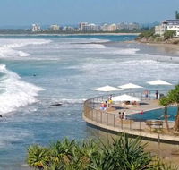 Family Romance Fun on Kings Beach - Broome Tourism