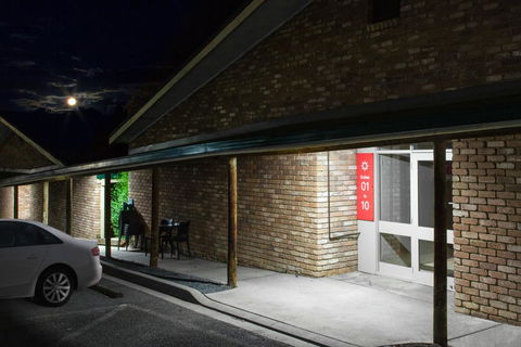 Farnham Court Motel And Restaurant - Broome Tourism 2