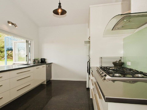 Farrant House - Modern And Contemporary - Broome Tourism 1