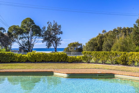 Fathoms 8 - Mollymook - Broome Tourism 2