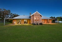Book Canyonleigh Accommodation Vacations Broome Tourism Broome Tourism
