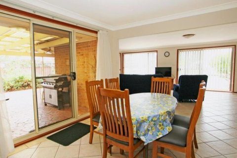 Fisherman's Delight Waterfront - Broome Tourism 3