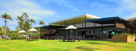 Forrest Beach Hotel/motel - Broome Tourism 2