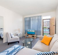 Forster Holiday Lodge 4 - Central location - Broome Tourism