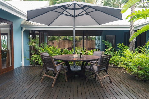Frangipani Beach House - Newell Beach - Broome Tourism 3