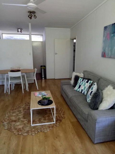Funky Apartment, Myaree - Broome Tourism 2