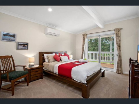 GALBRAITH BEACH STUDIO 3 - Broome Tourism 1