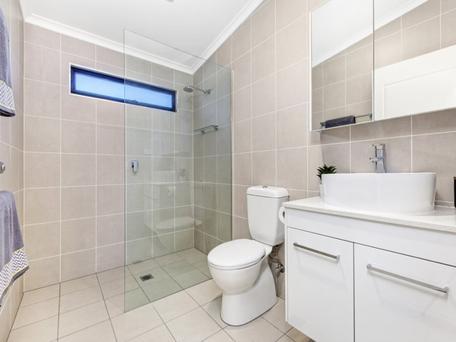 George Bass Motor Inn - Broome Tourism 1