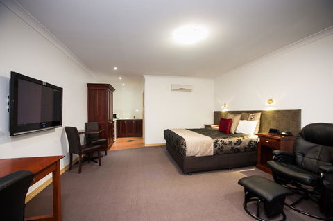 Georgian Motor Lodge - Broome Tourism 2