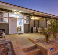 Getaway Villas Unit 38-10 - 2 Bedroom Self-Contained Accommodation - Broome Tourism