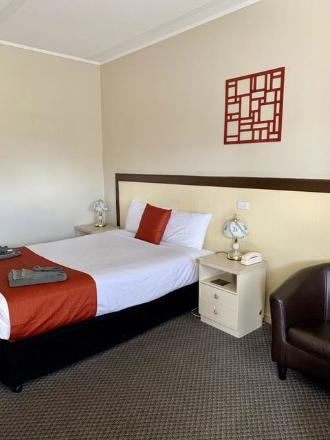 Gilgandra Motel - Broome Tourism 3