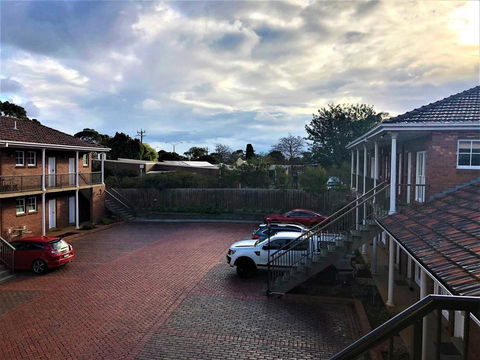 Glen Inn - Broome Tourism 1