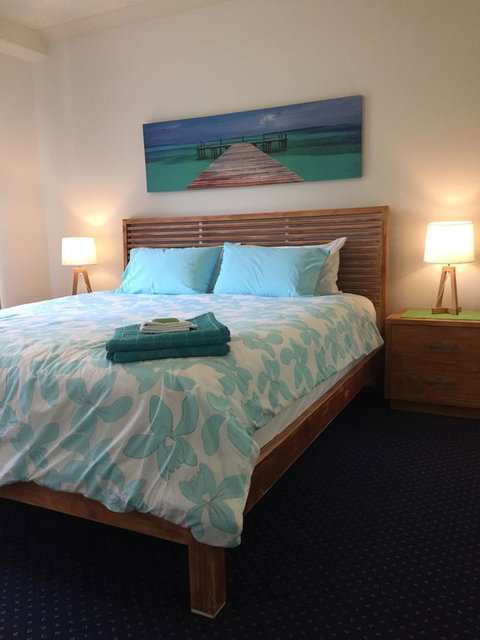 Gold Coast Family Apartment - Broome Tourism 1