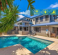 Gold Coast Stunning Waterfront Holiday Retreat - Broome Tourism