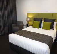 Golden Chain Tower Motor Inn - Broome Tourism