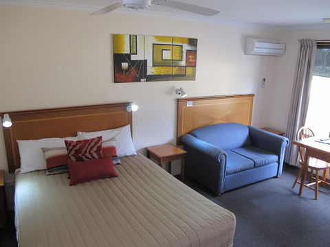 Golfers Lodge Motel - Broome Tourism 0
