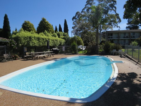 Golfview Lodge - Broome Tourism 0