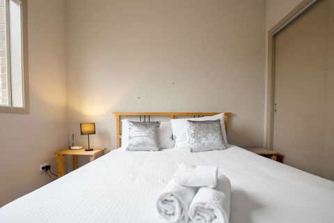 Gorgeous 4BR Home In Point Cook - Broome Tourism 2