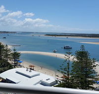 Grand Hotel Ocean view Apartment Labrador - Broome Tourism