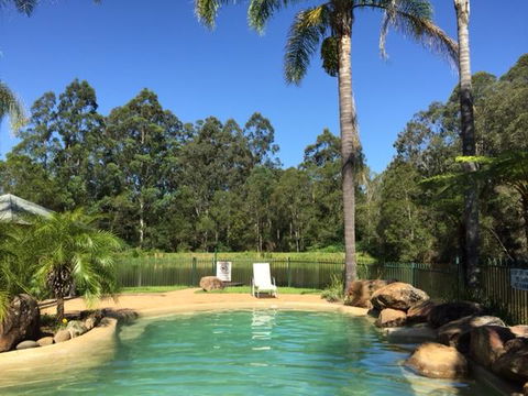 Grand View Holiday Home - Broome Tourism 3