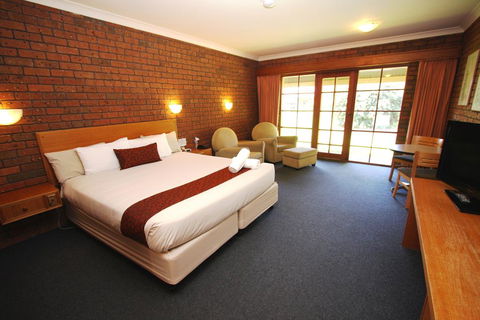 Grange Burn Motel - Broome Tourism 0