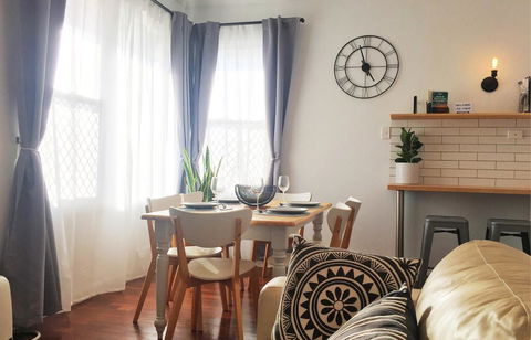Great Comfort & Style In Central Location - Broome Tourism 2