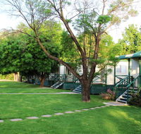 Gundagai Cabins  Tourist Park - Broome Tourism