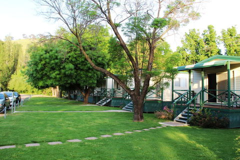 Gundagai Cabins & Tourist Park - Broome Tourism 0