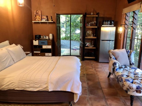 Gunnadoo Holiday - Broome Tourism 1