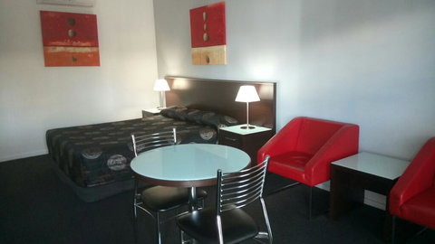 Gympie Muster Inn - Broome Tourism 1