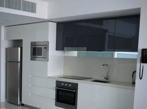 H Luxury Apartment At Surfers Paradise - Broome Tourism 1
