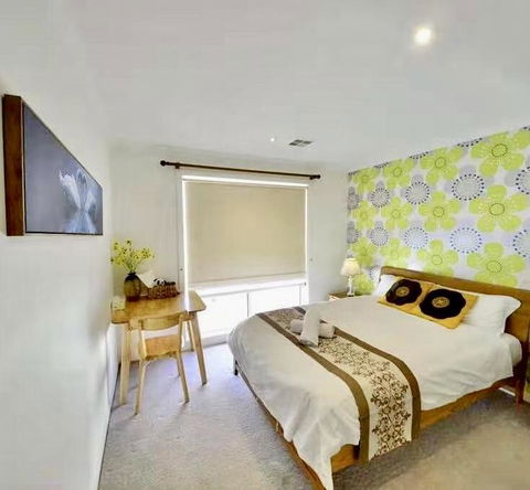 Halen's Hourse - Broome Tourism 0