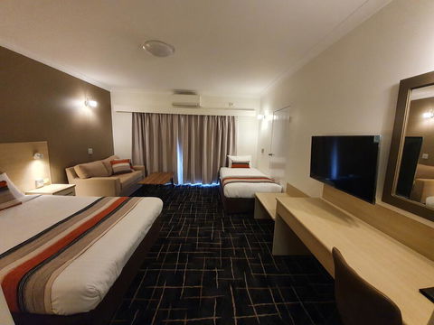 Hamilton's Queanbeyan Motel - Broome Tourism 3