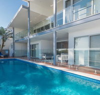 Hamptons Coastline Retreat- Waterfront with a Heated Pool - Broome Tourism