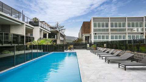 Headlands Austinmer Beach - Broome Tourism 0