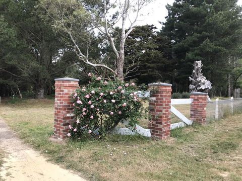Helen's Luxury Hut - Broome Tourism 2