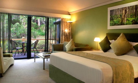 Heritage Trail Lodge - Broome Tourism 1