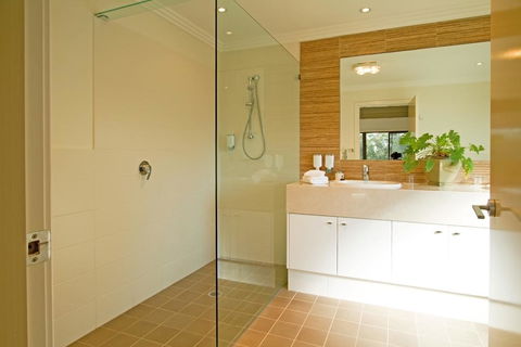 Hermitage Lodge - Broome Tourism 2