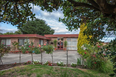 Heywood Motor Inn - Broome Tourism 0